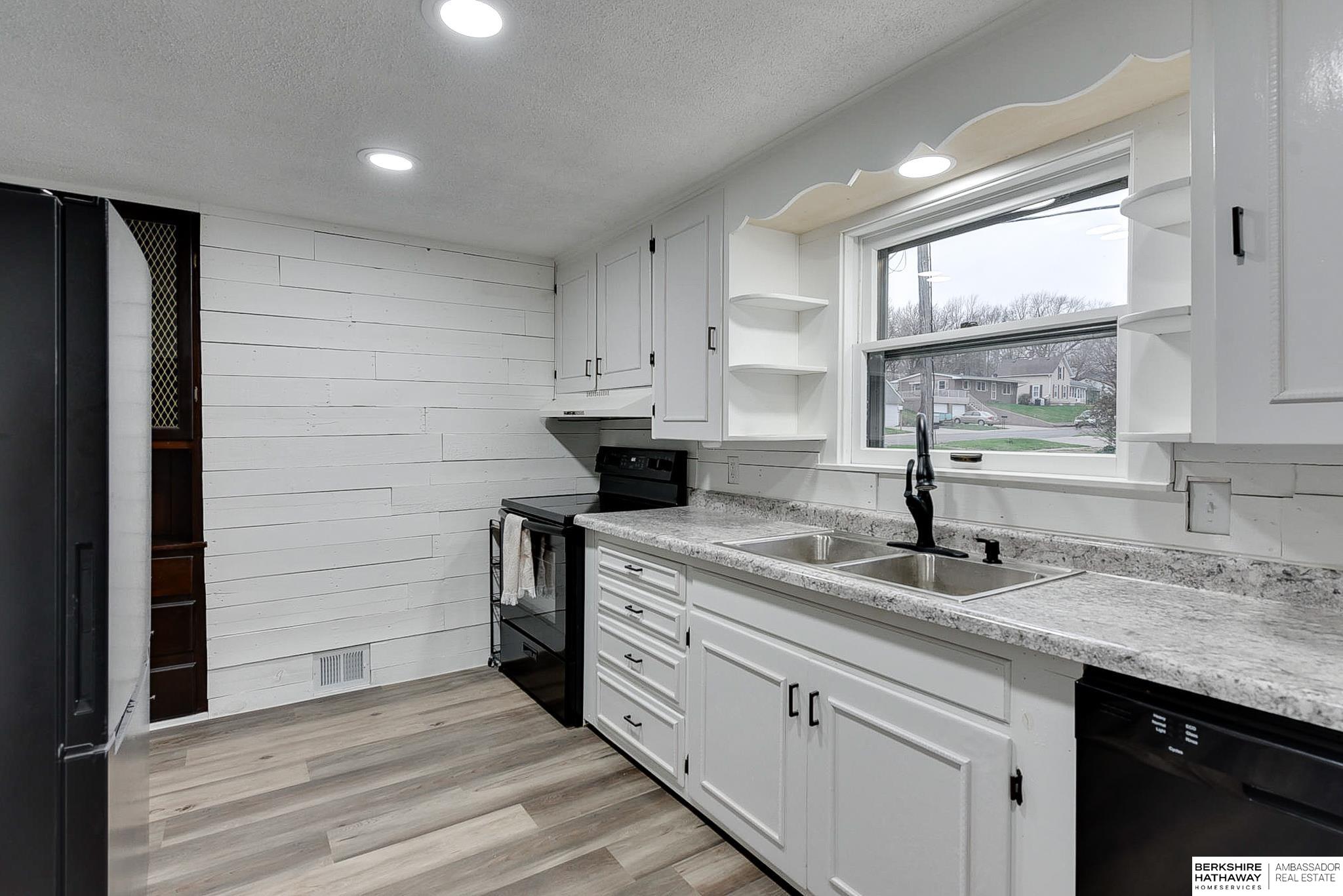 Harlan, Iowa 51537, United States, 3 Bedrooms Bedrooms, ,2 BathroomsBathrooms,Residential,Active,112037