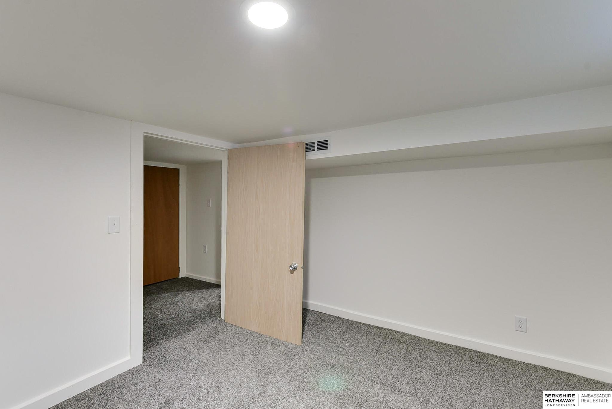 Harlan, Iowa 51537, United States, 3 Bedrooms Bedrooms, ,2 BathroomsBathrooms,Residential,Active,112037