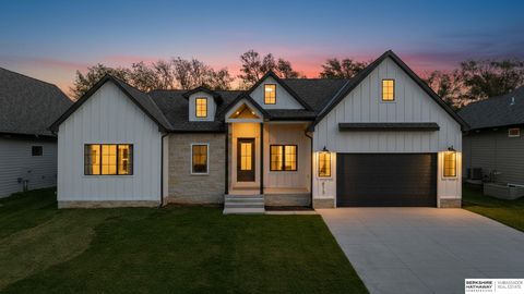 Photo of 815 S Lakeview Way, Ashland, NE 68003 (MLS # 22605233)