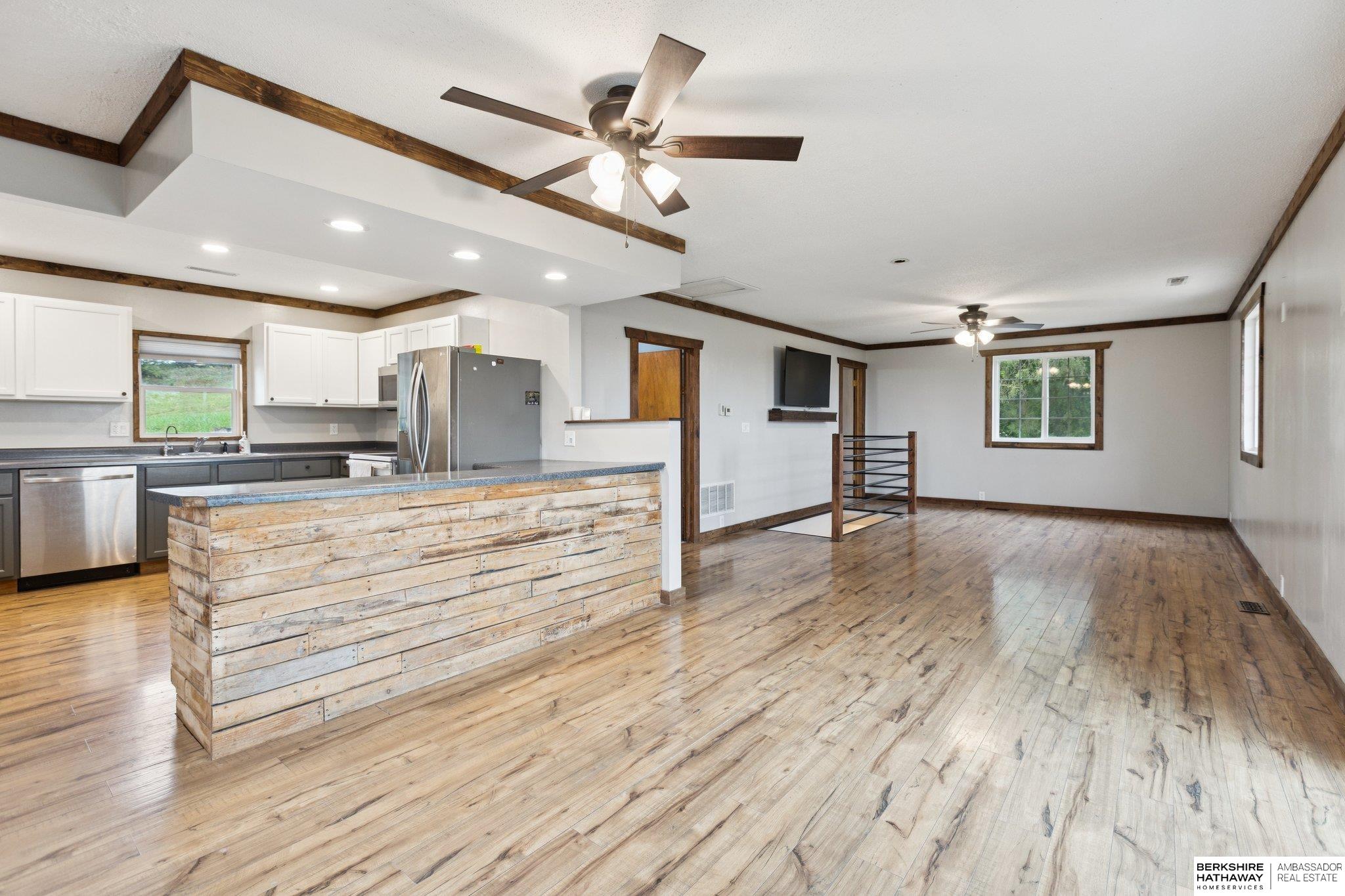 Tekamah, Nebraska 68061, United States, 3 Bedrooms Bedrooms, ,2 BathroomsBathrooms,Residential,Active,223699