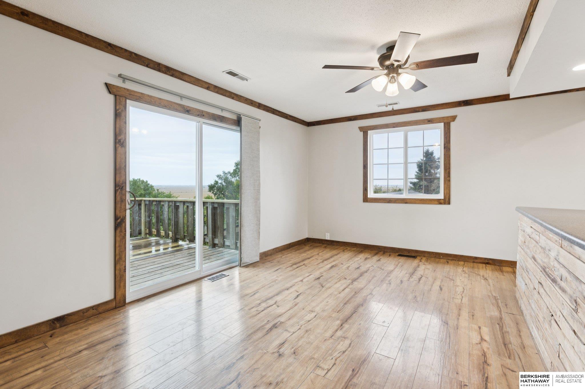 Tekamah, Nebraska 68061, United States, 3 Bedrooms Bedrooms, ,2 BathroomsBathrooms,Residential,Active,223699