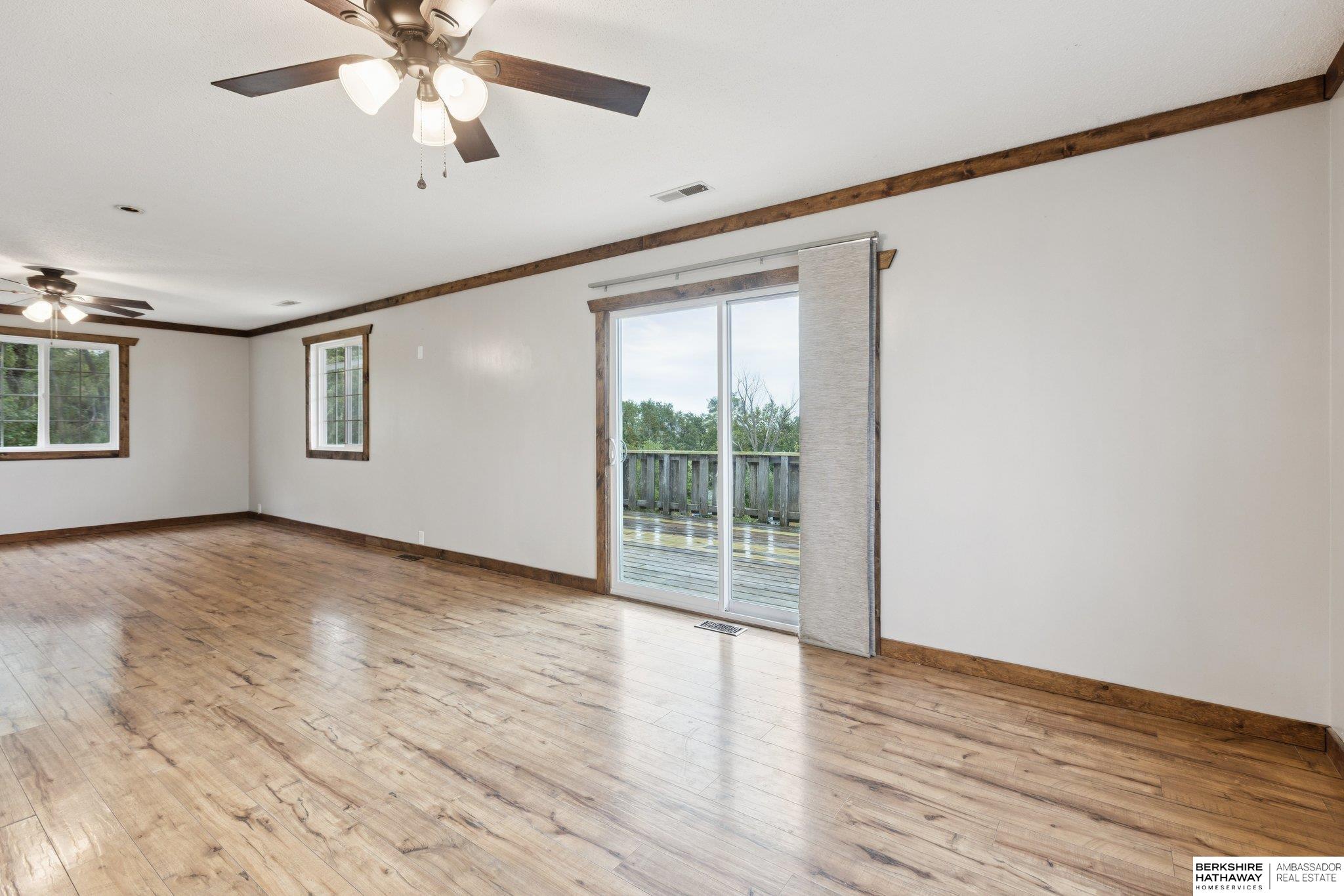 Tekamah, Nebraska 68061, United States, 3 Bedrooms Bedrooms, ,2 BathroomsBathrooms,Residential,Active,223699