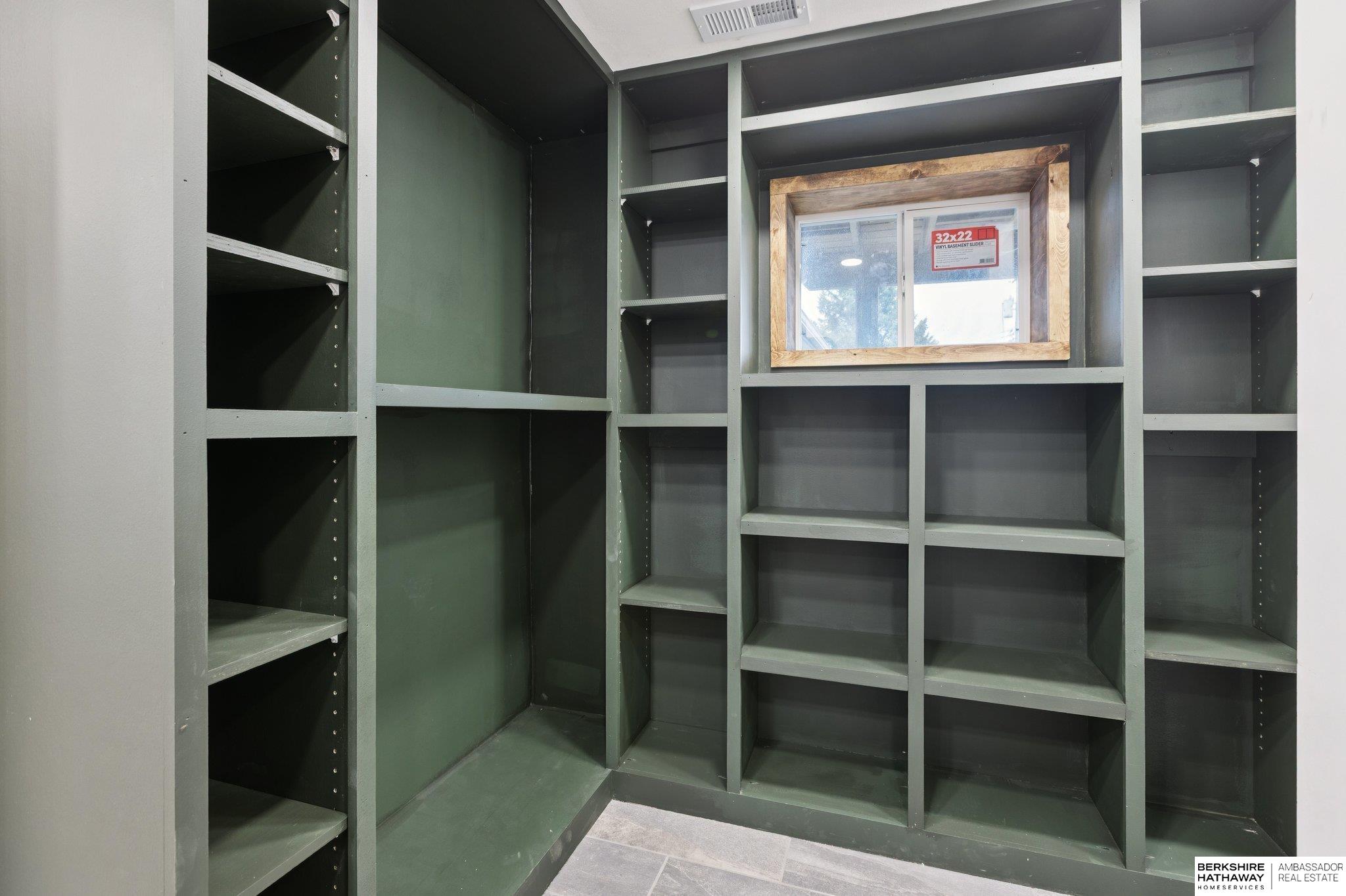 Tekamah, Nebraska 68061, United States, 3 Bedrooms Bedrooms, ,2 BathroomsBathrooms,Residential,Active,223699