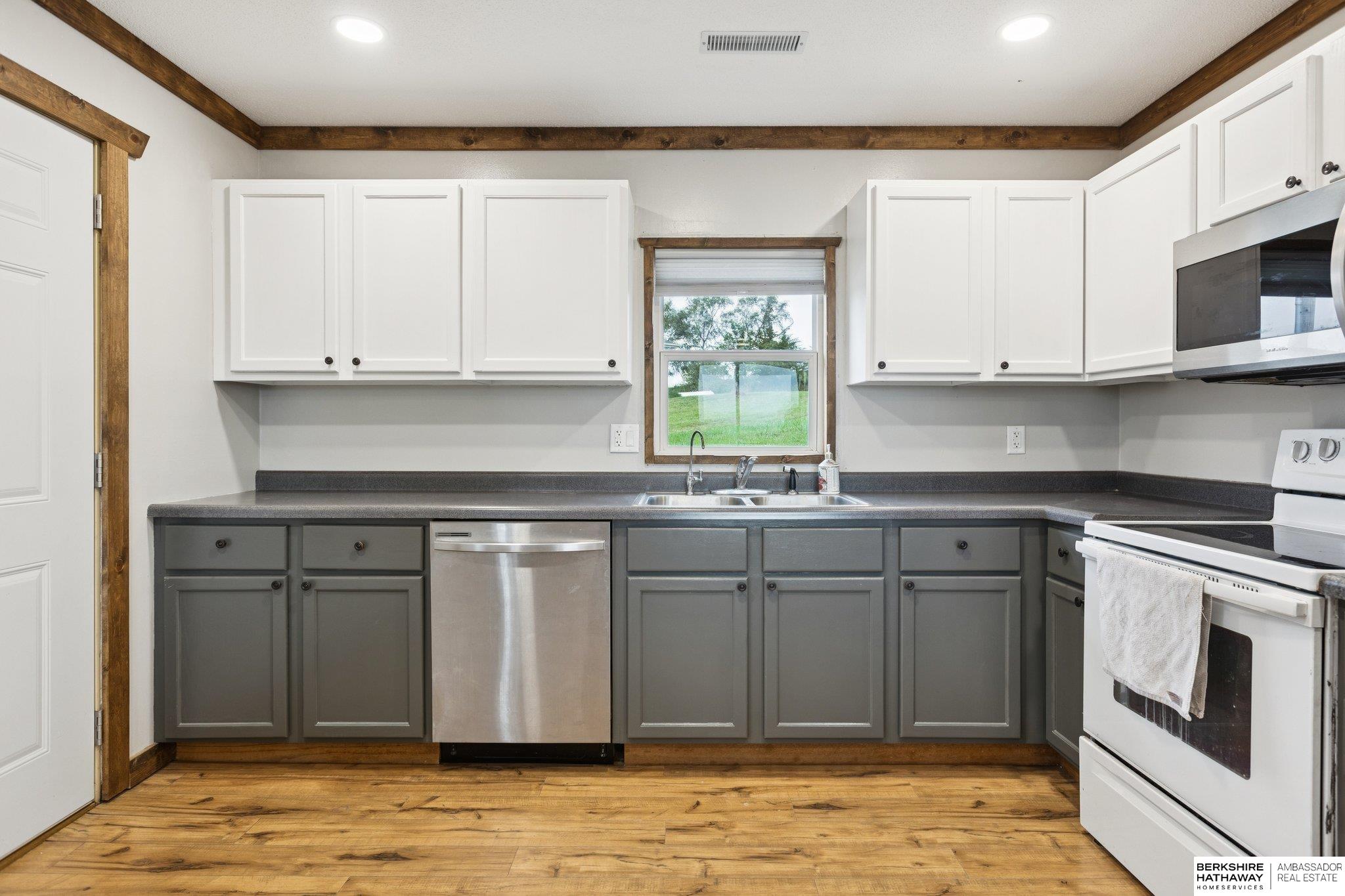 Tekamah, Nebraska 68061, United States, 3 Bedrooms Bedrooms, ,2 BathroomsBathrooms,Residential,Active,223699