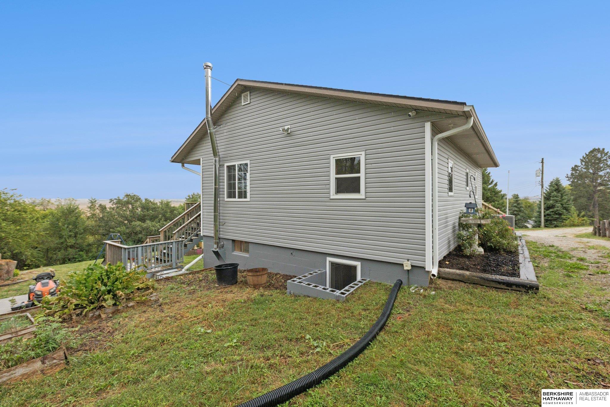 Tekamah, Nebraska 68061, United States, 3 Bedrooms Bedrooms, ,2 BathroomsBathrooms,Residential,Active,223699