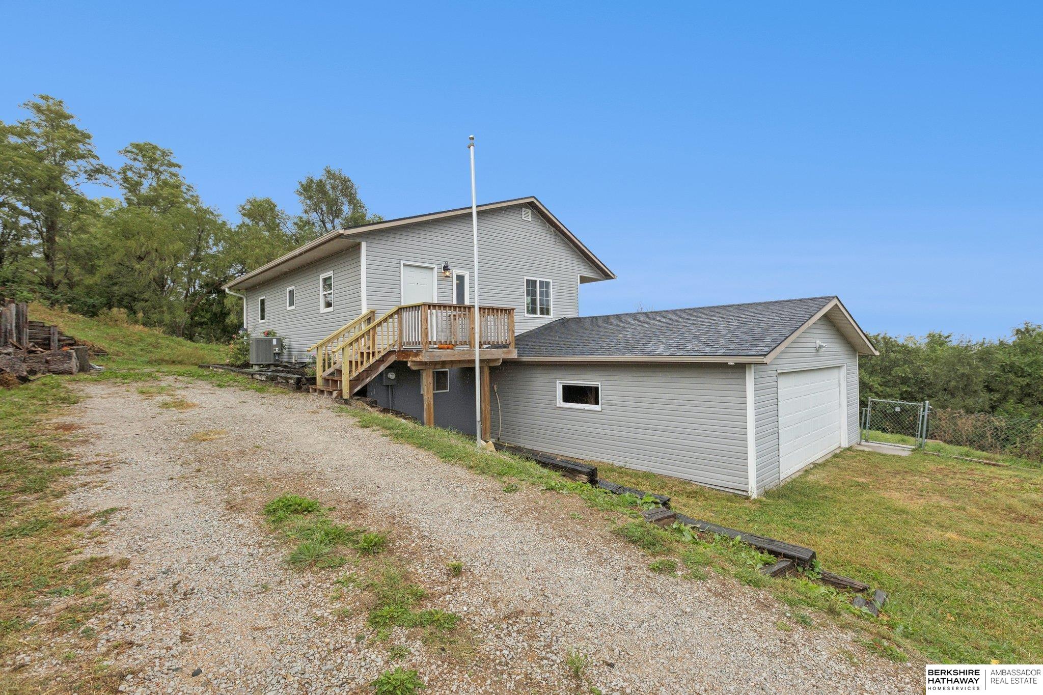 Tekamah, Nebraska 68061, United States, 3 Bedrooms Bedrooms, ,2 BathroomsBathrooms,Residential,Active,223699