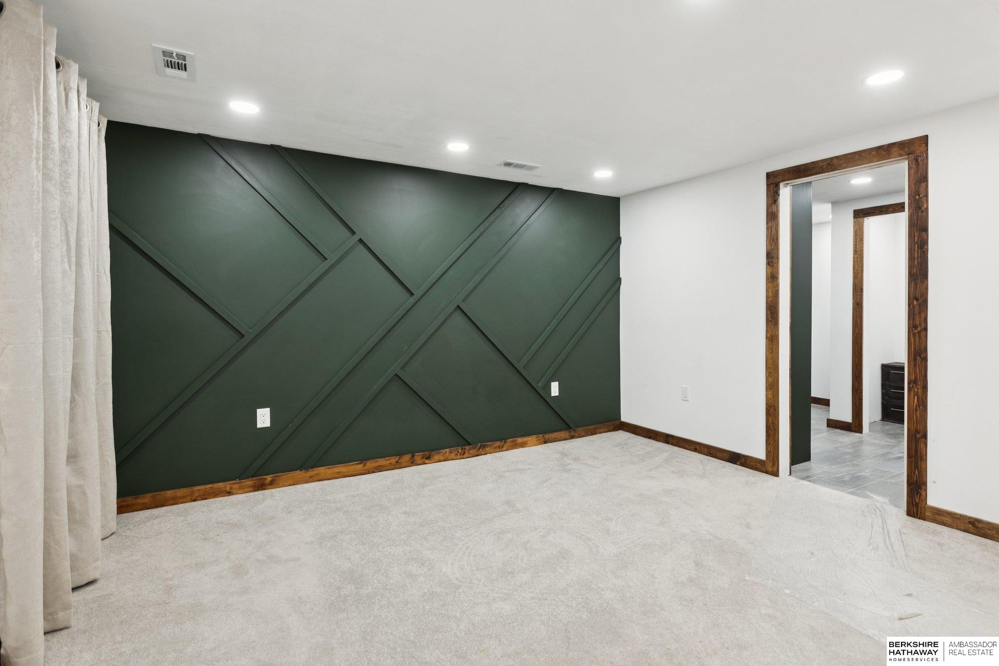 Tekamah, Nebraska 68061, United States, 3 Bedrooms Bedrooms, ,2 BathroomsBathrooms,Residential,Active,223699