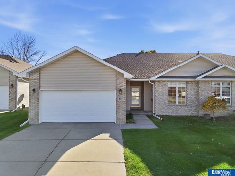 Photo of 8115 Cheney Ridge Road, Lincoln, NE 68516 (MLS # 22532070)