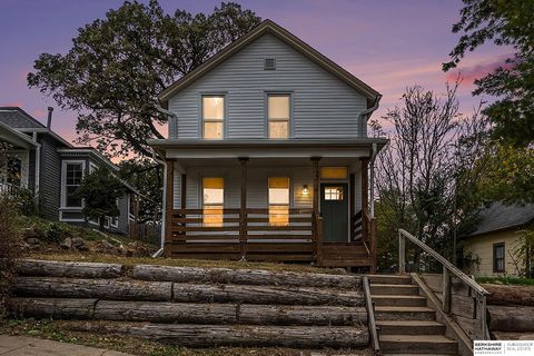 Photo of 314 2 Avenue, Plattsmouth, NE 68048 (MLS # 22530980) Photo of 314 2 Avenue, Plattsmouth, NE 68048 (MLS # 22530980)