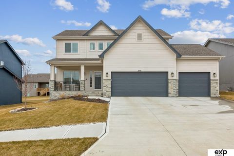 Photo of 16908 Curtis Avenue, Omaha, NE 68116 (MLS # 22603747)