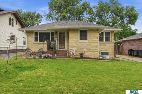 Photo of 3319 Touzalin Avenue Circle, Lincoln, NE 68507 (MLS # 22615401)