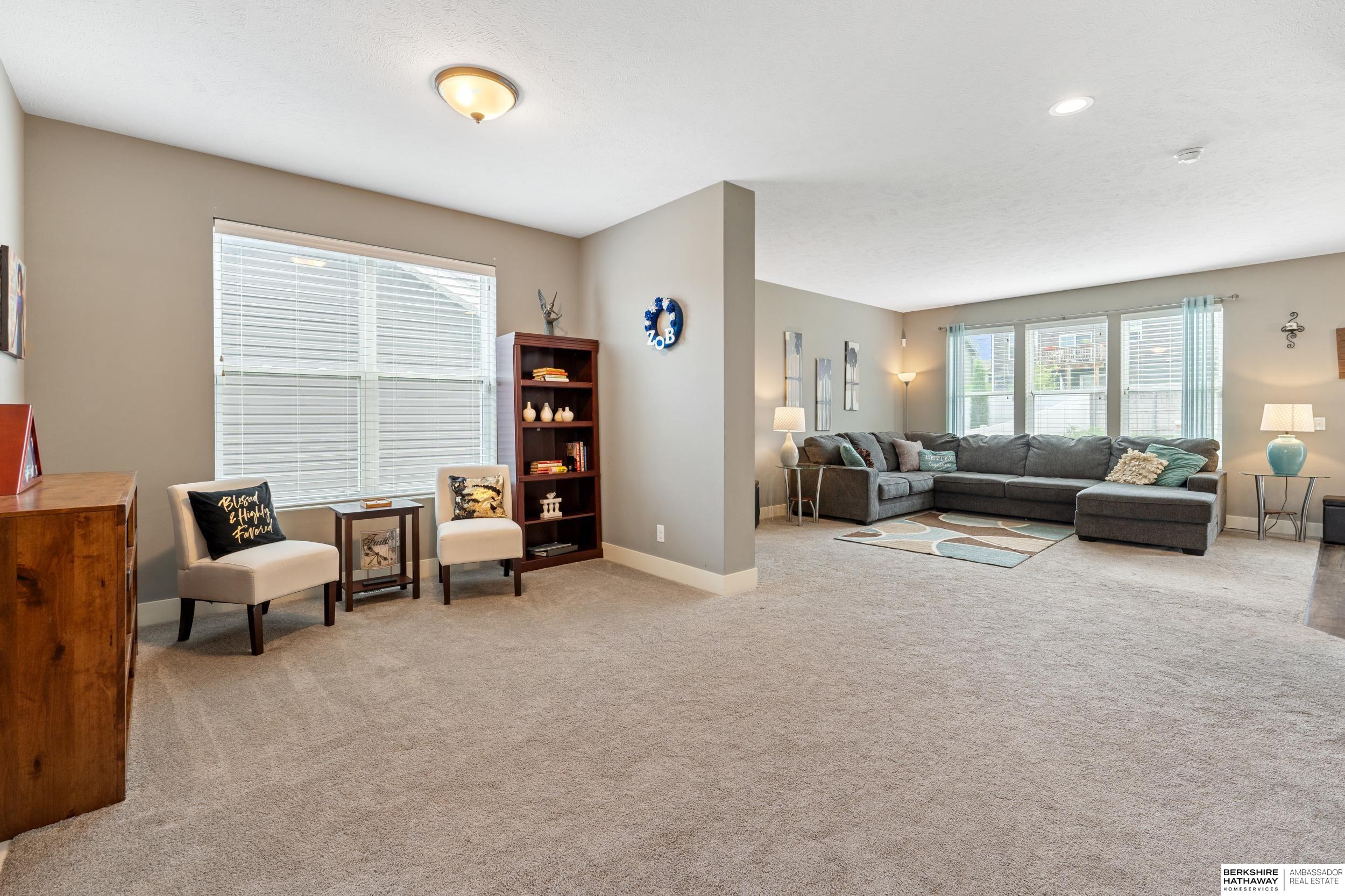 Bennington, Nebraska 68007, United States, 4 Bedrooms Bedrooms, ,3 BathroomsBathrooms,Residential,Active,167768