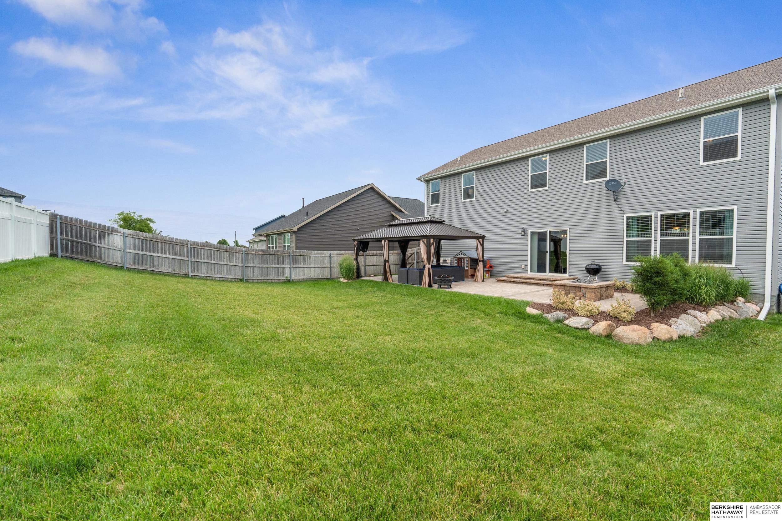 Bennington, Nebraska 68007, United States, 4 Bedrooms Bedrooms, ,3 BathroomsBathrooms,Residential,Active,167768