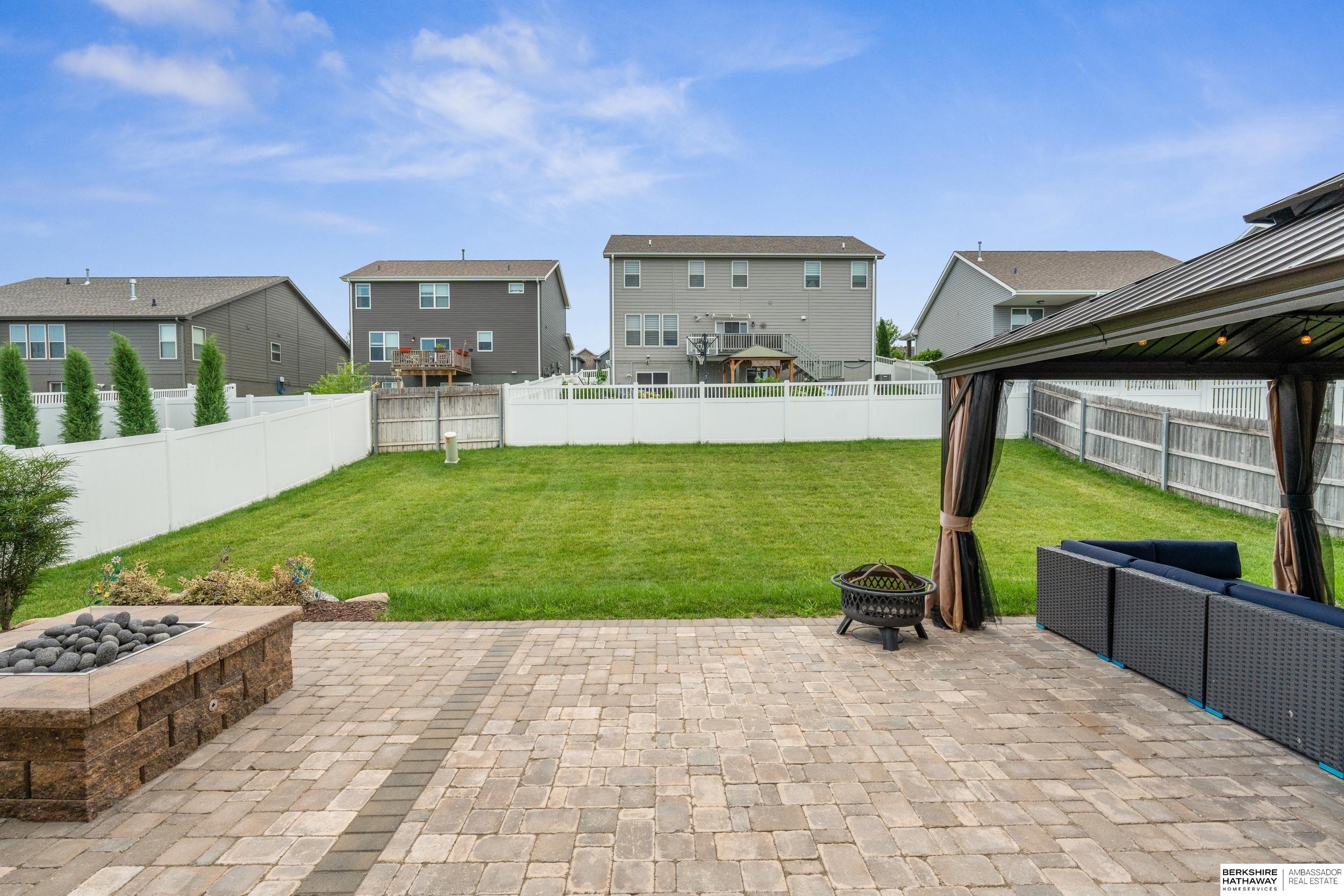 Bennington, Nebraska 68007, United States, 4 Bedrooms Bedrooms, ,3 BathroomsBathrooms,Residential,Active,167768