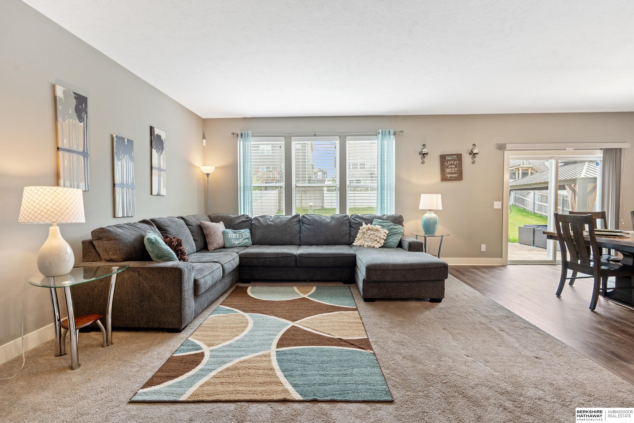 Bennington, Nebraska 68007, United States, 4 Bedrooms Bedrooms, ,3 BathroomsBathrooms,Residential,Active,167768