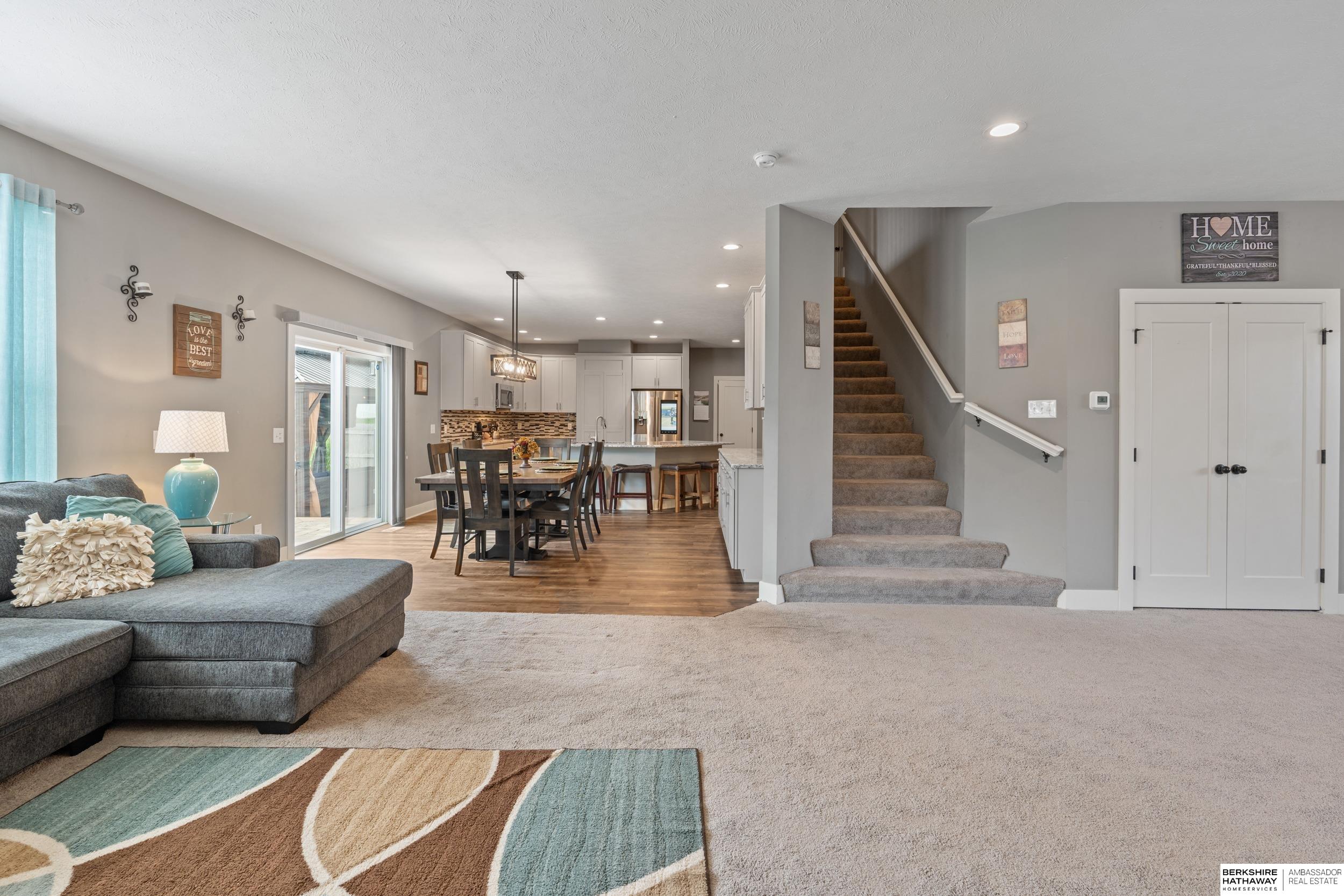 Bennington, Nebraska 68007, United States, 4 Bedrooms Bedrooms, ,3 BathroomsBathrooms,Residential,Active,167768