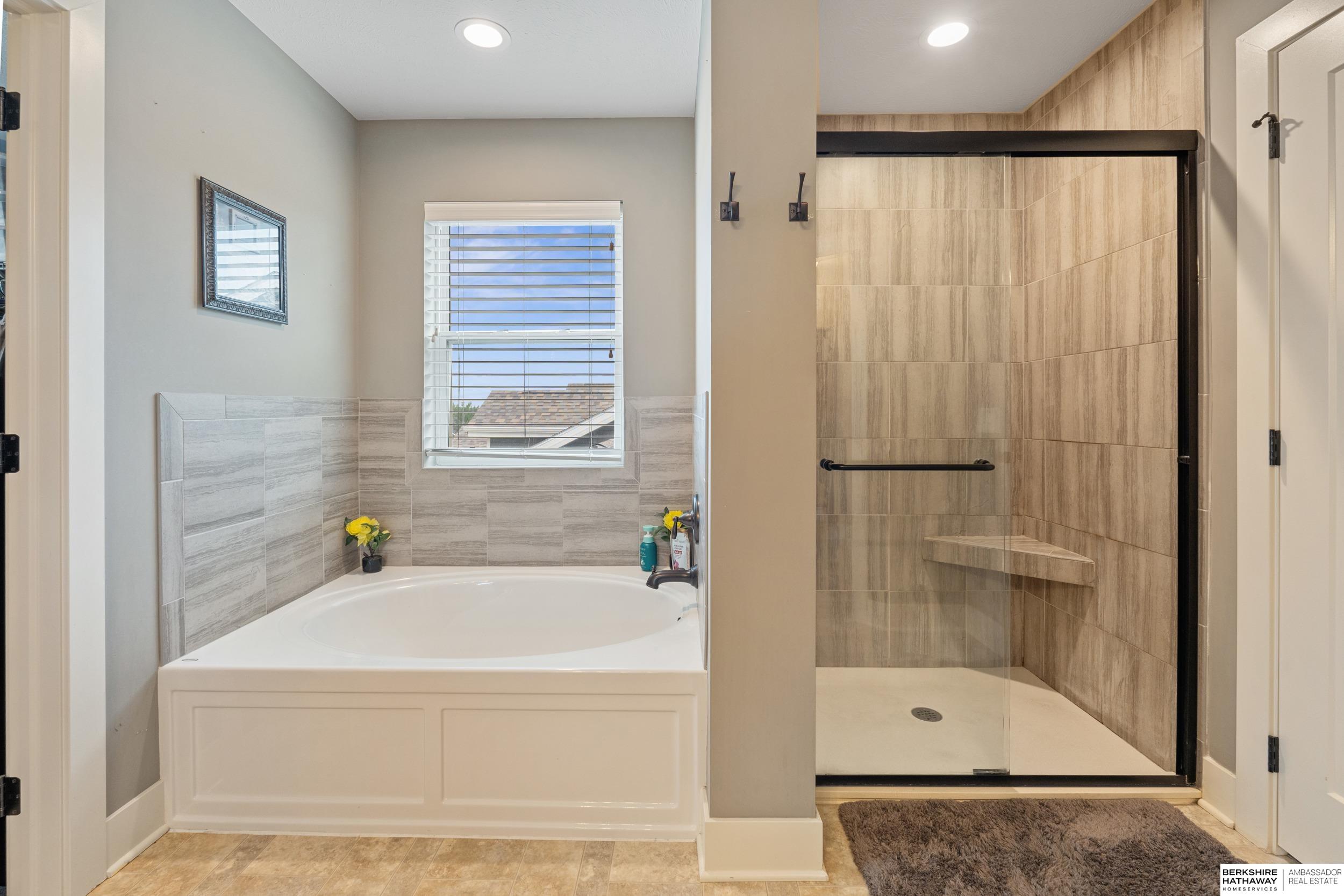 Bennington, Nebraska 68007, United States, 4 Bedrooms Bedrooms, ,3 BathroomsBathrooms,Residential,Active,167768