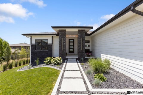 Photo of 10642 S 188th Avenue, Omaha, NE 68136 (MLS # 22619617)