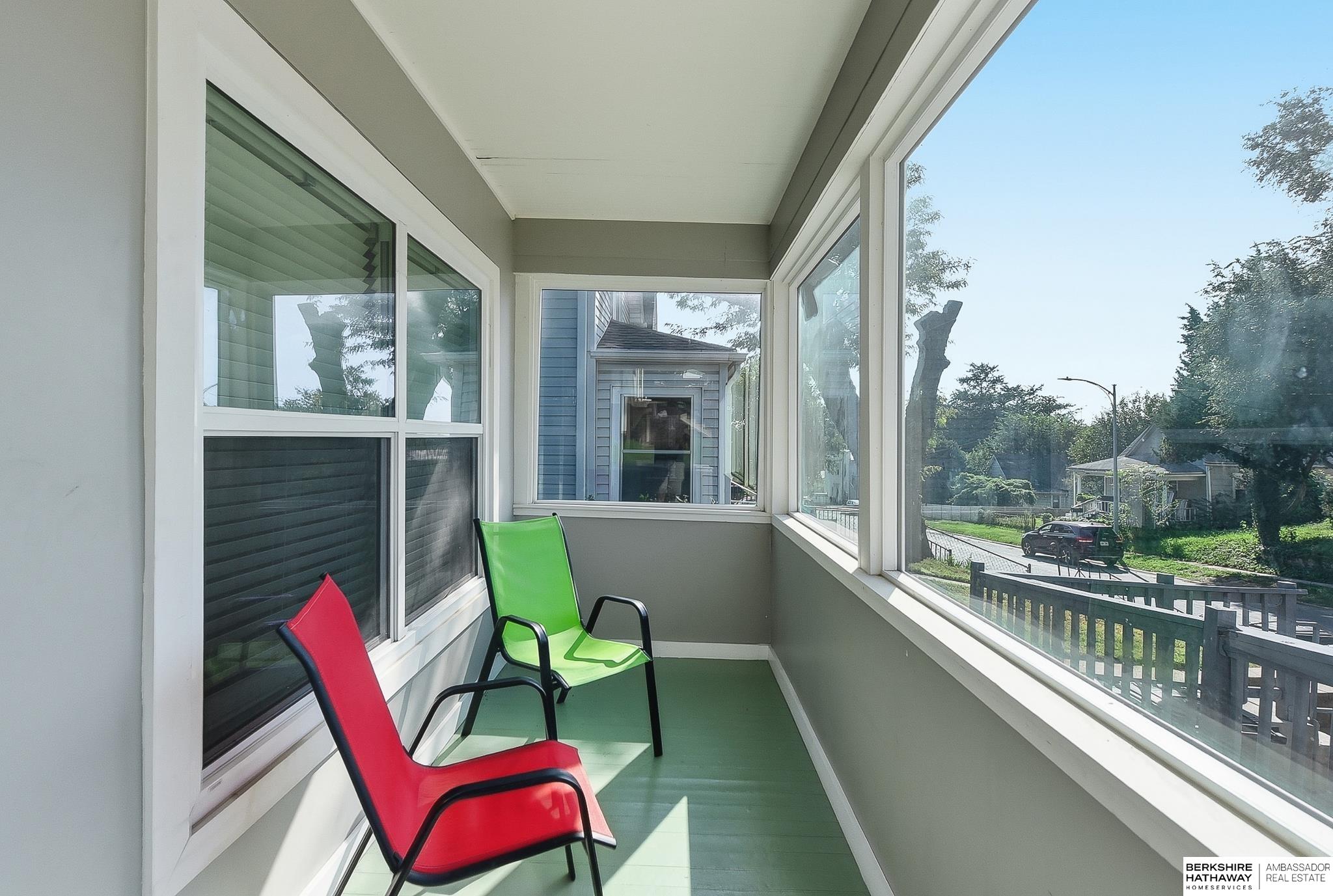 2924 Dupont Street