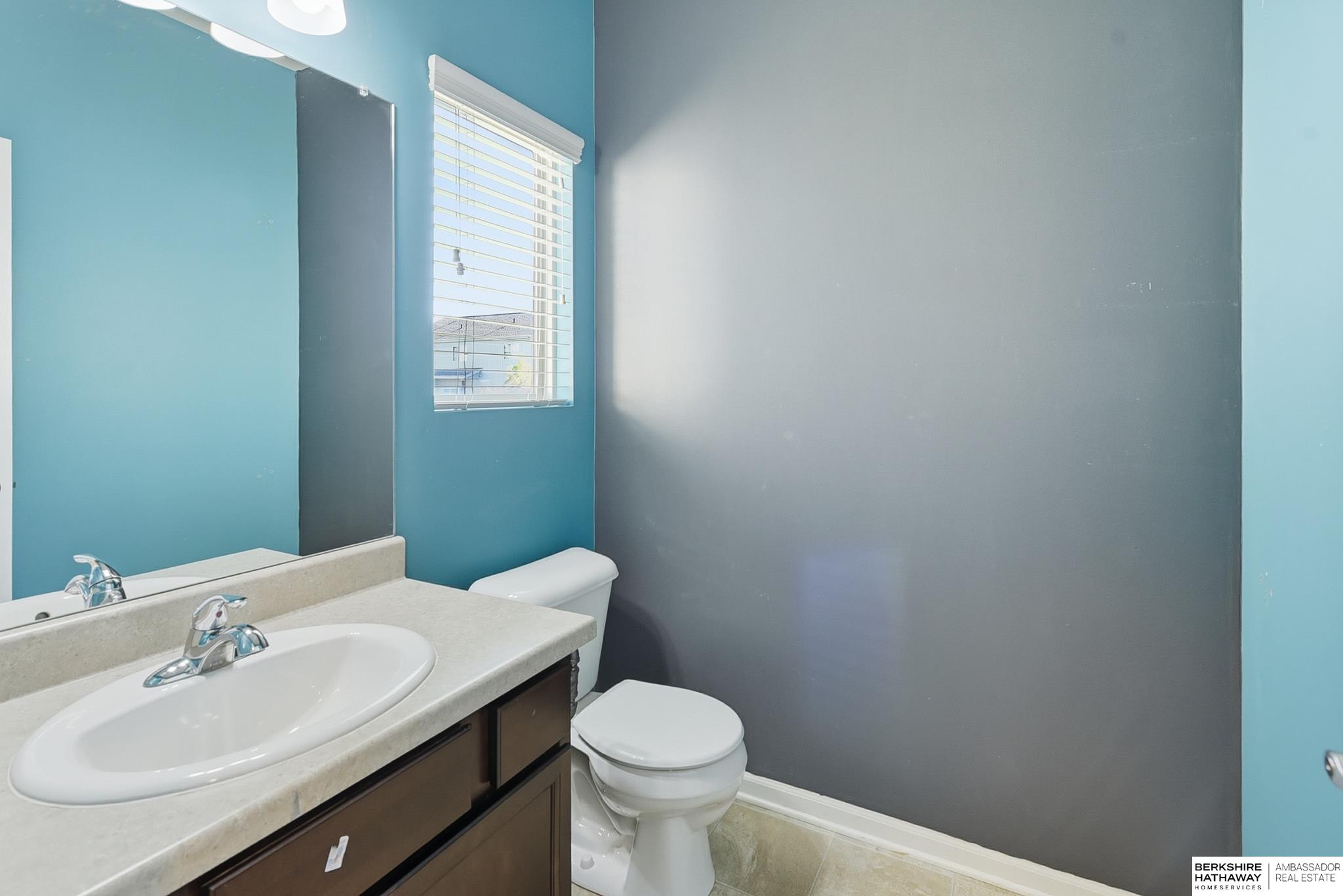 Omaha, Nebraska 68136, United States, 4 Bedrooms Bedrooms, ,2 BathroomsBathrooms,Residential,Active,240856