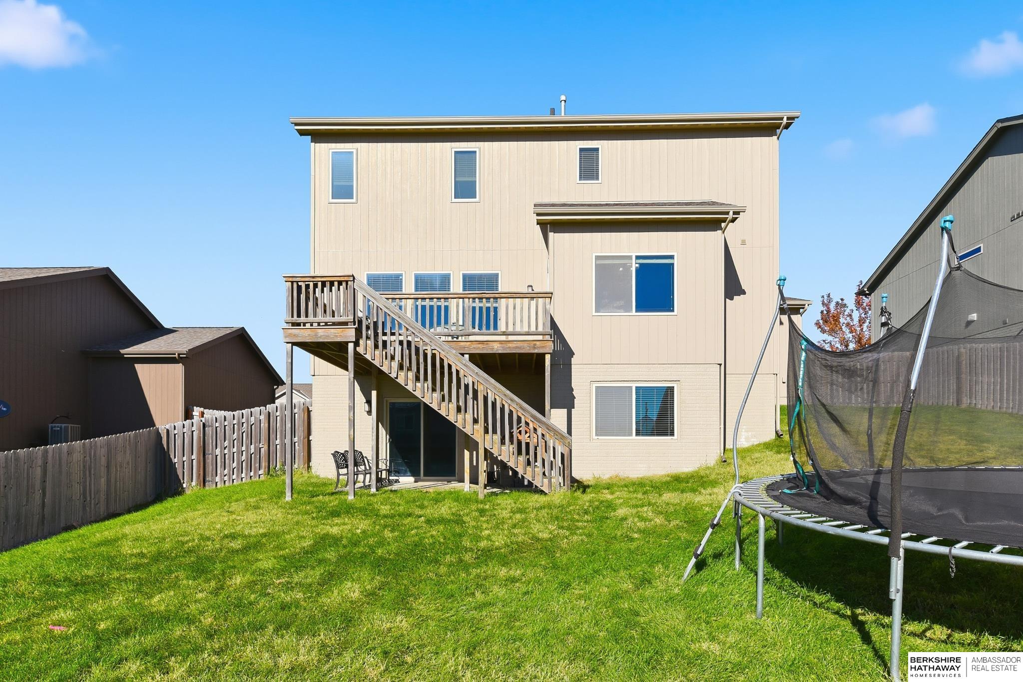 Omaha, Nebraska 68136, United States, 4 Bedrooms Bedrooms, ,2 BathroomsBathrooms,Residential,Active,240856