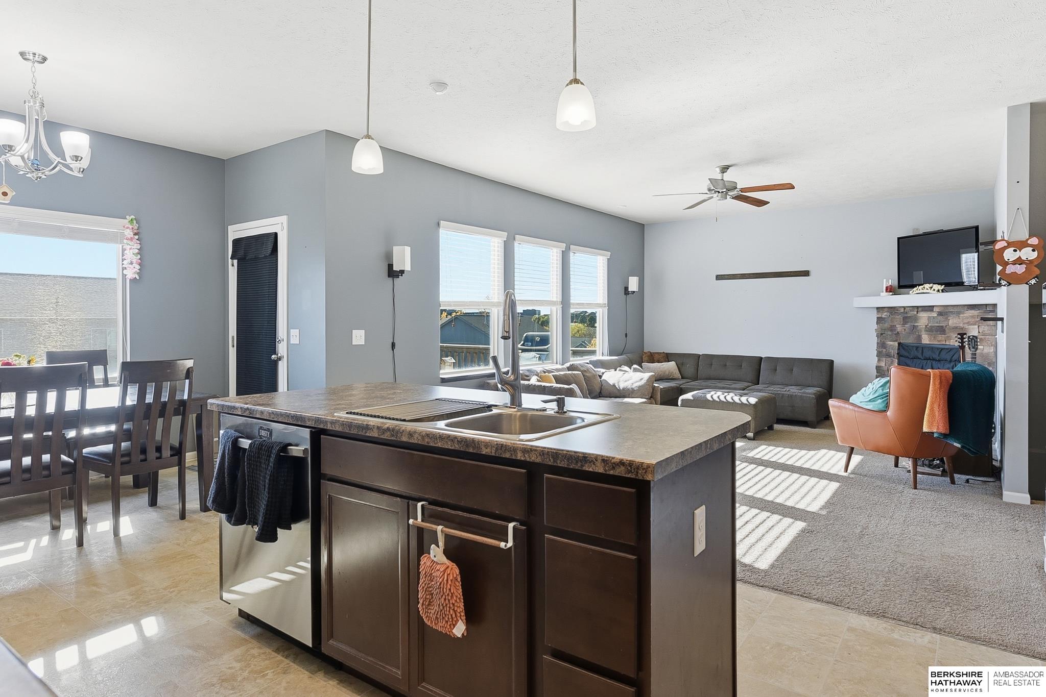 Omaha, Nebraska 68136, United States, 4 Bedrooms Bedrooms, ,2 BathroomsBathrooms,Residential,Active,240856