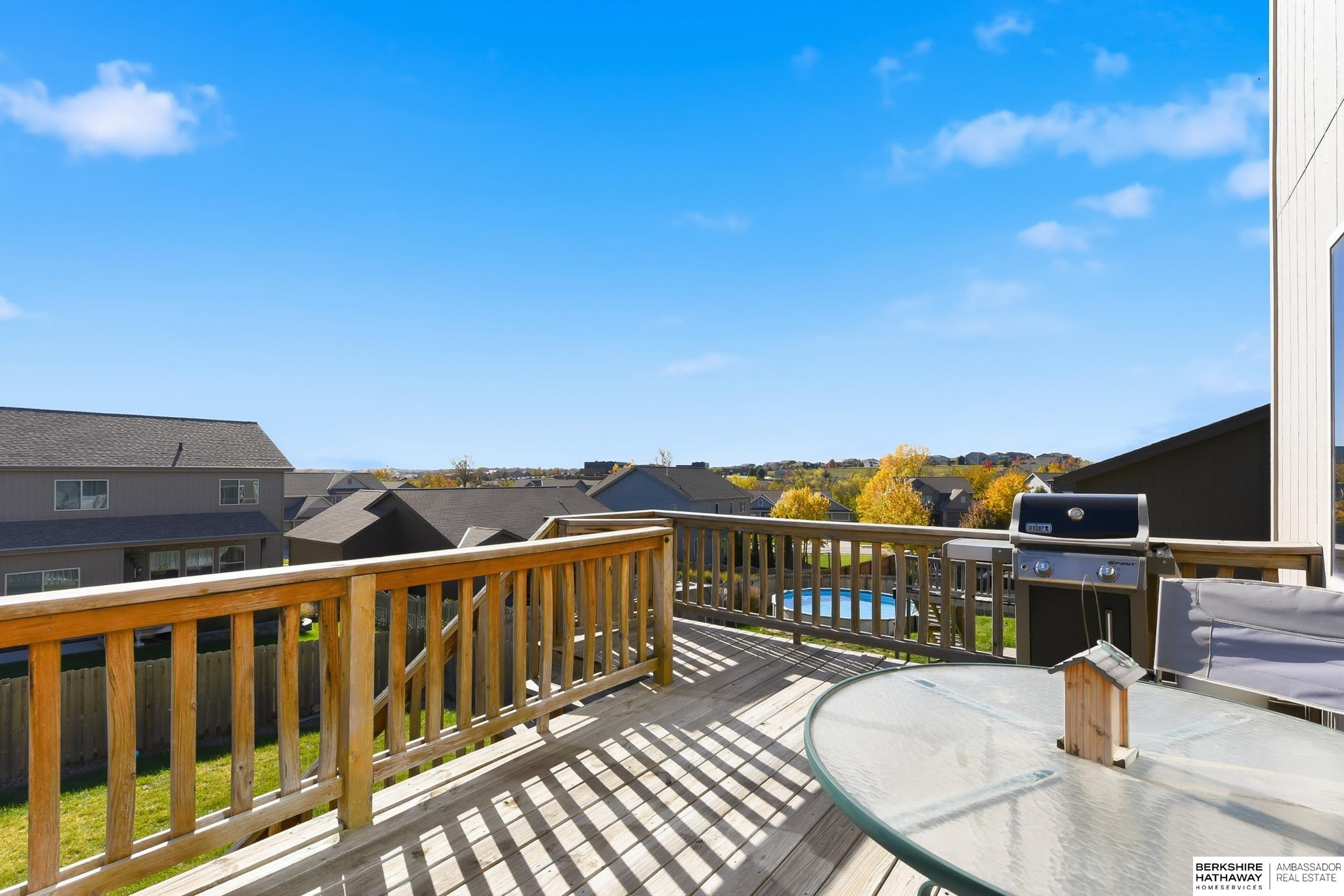 Omaha, Nebraska 68136, United States, 4 Bedrooms Bedrooms, ,2 BathroomsBathrooms,Residential,Active,240856