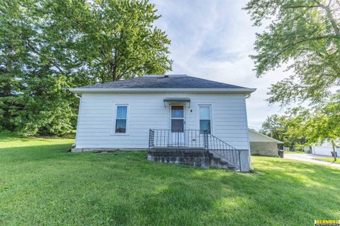 Photo of 719 12th Corso, Nebraska City, NE 68410 (MLS # 22627532)