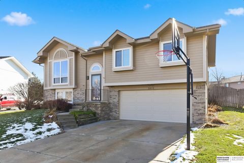 Photo of 3413 S 152 Street, Omaha, NE 68144 (MLS # 22535088)