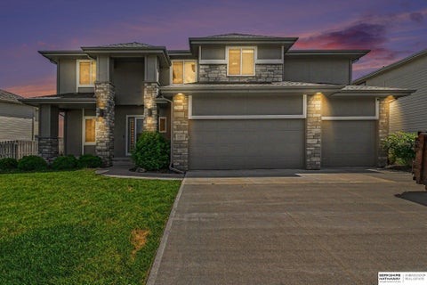 Photo of 19909 Madison Street, Omaha, NE 68135 (MLS # 22616650)