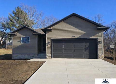 Photo of 2513 N 71st Street, Omaha, NE 68104 (MLS # 22602427)