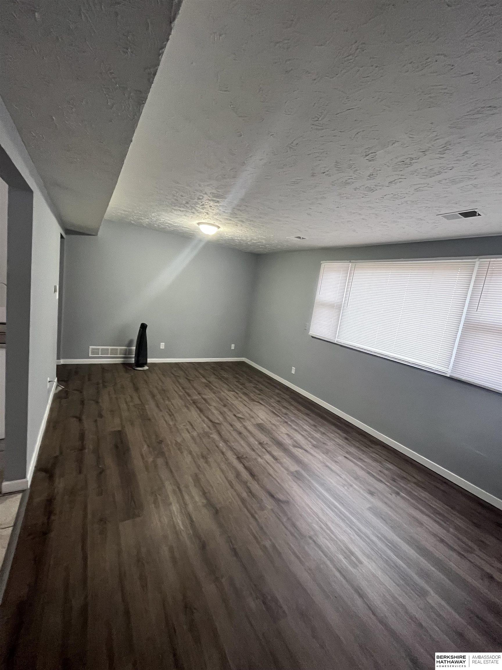 Fremont, Nebraska 68025, United States, 4 Bedrooms Bedrooms, ,5 BathroomsBathrooms,Residential,Active,135423