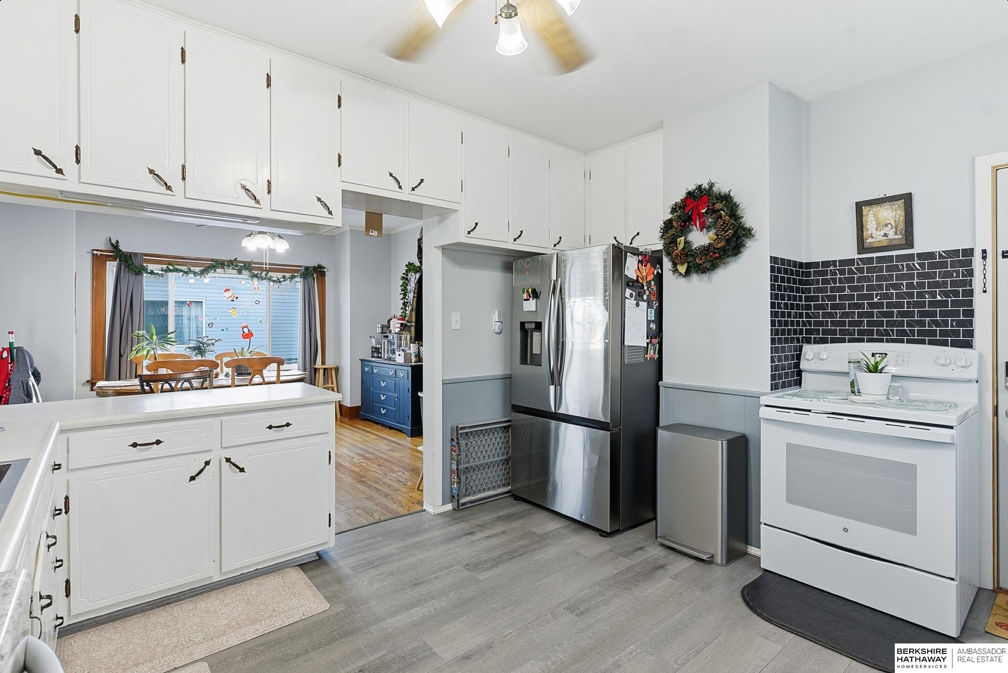 Fremont, Nebraska 68025, United States, 4 Bedrooms Bedrooms, ,2 BathroomsBathrooms,Residential,Active,252057