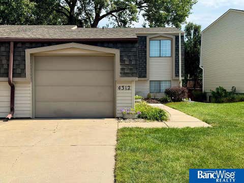 Photo of 4312 Abbott Road, Lincoln, NE 68516 (MLS # 22614814)