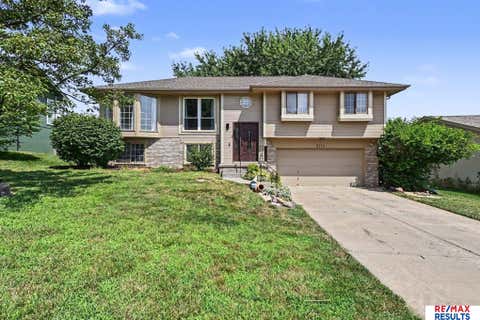 Photo of 6714 Aspen Street, Omaha, NE 68128 (MLS # 22621557)