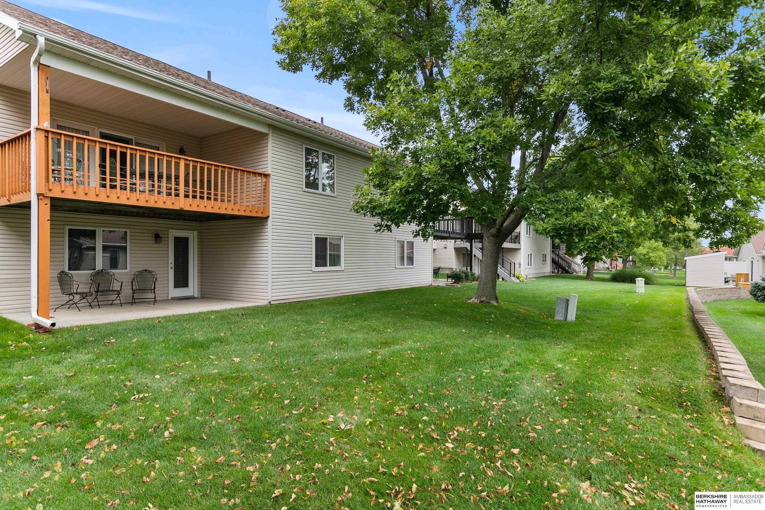 Lincoln, Nebraska 68516, United States, 3 Bedrooms Bedrooms, ,3 BathroomsBathrooms,Residential,Active,231754