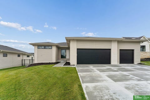 Photo of 3310 S 212th Street, Elkhorn, NE 68022 (MLS # 22618503)