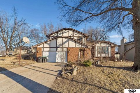 Photo of 1633 N 150 Court, Omaha, NE 68154 (MLS # 22604403)