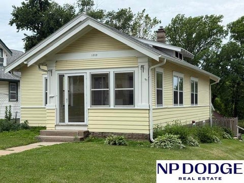 Photo of 1202 S 43 Street, Omaha, NE 68105 (MLS # 22615874)