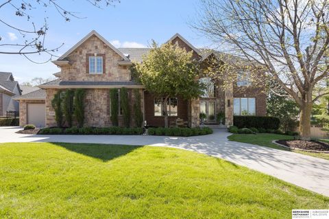 Photo of 1424 N 187th Street, Omaha, NE 68022 (MLS # 22611303)