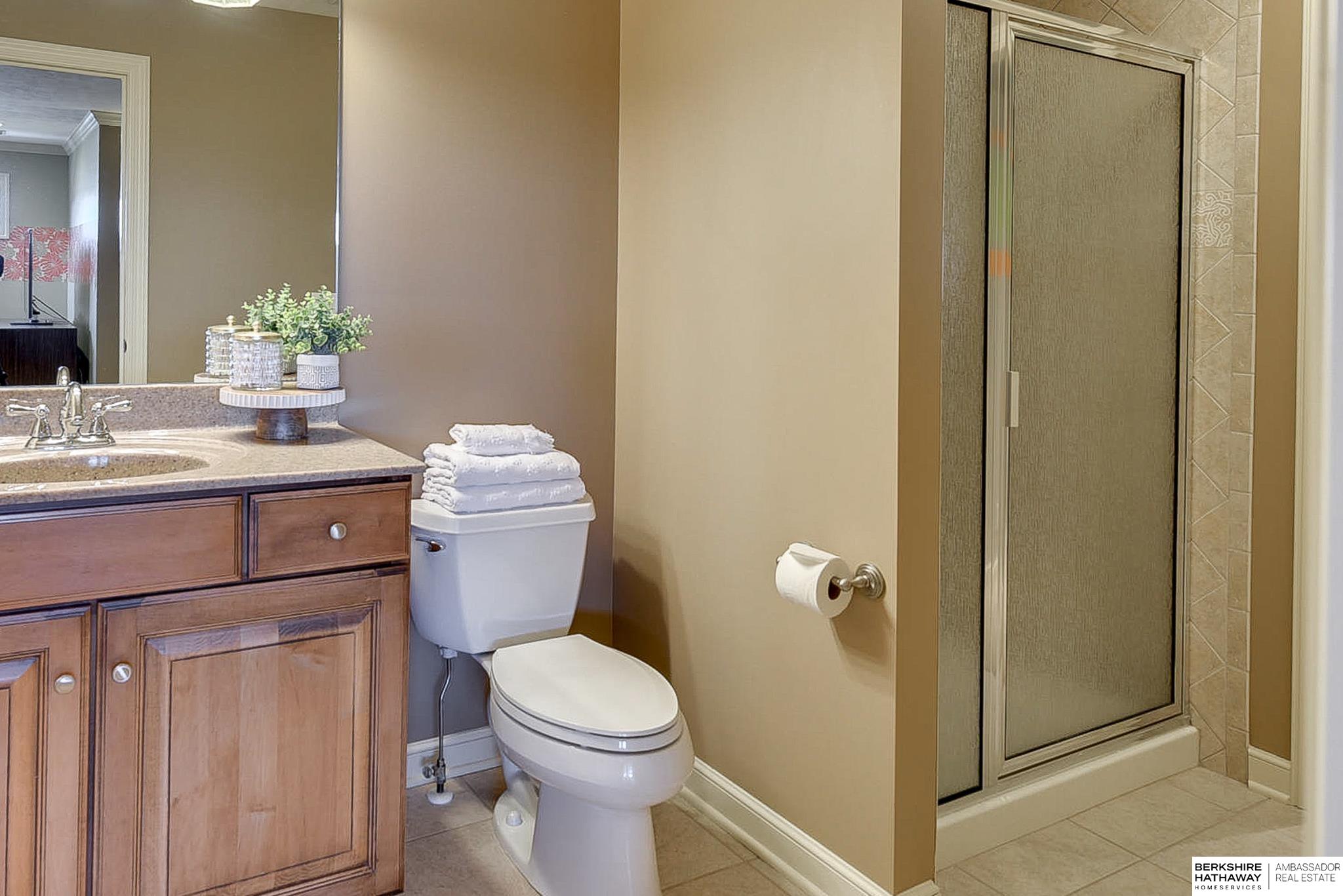 Bennington, Nebraska 68007, United States, 4 Bedrooms Bedrooms, ,6 BathroomsBathrooms,Residential,Active,109809