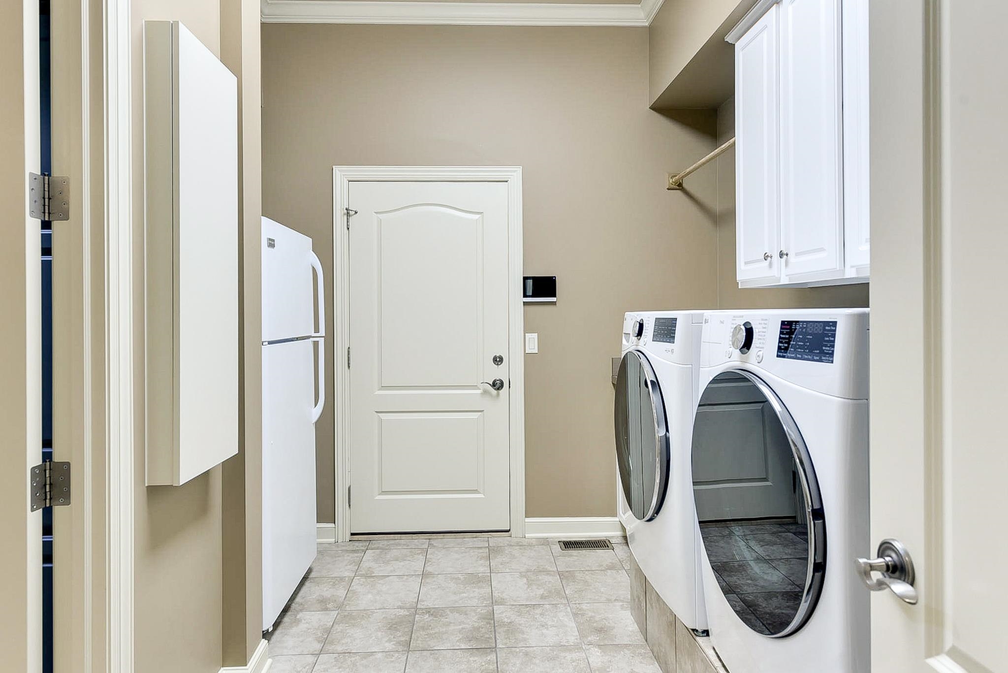 Bennington, Nebraska 68007, United States, 4 Bedrooms Bedrooms, ,6 BathroomsBathrooms,Residential,Active,109809