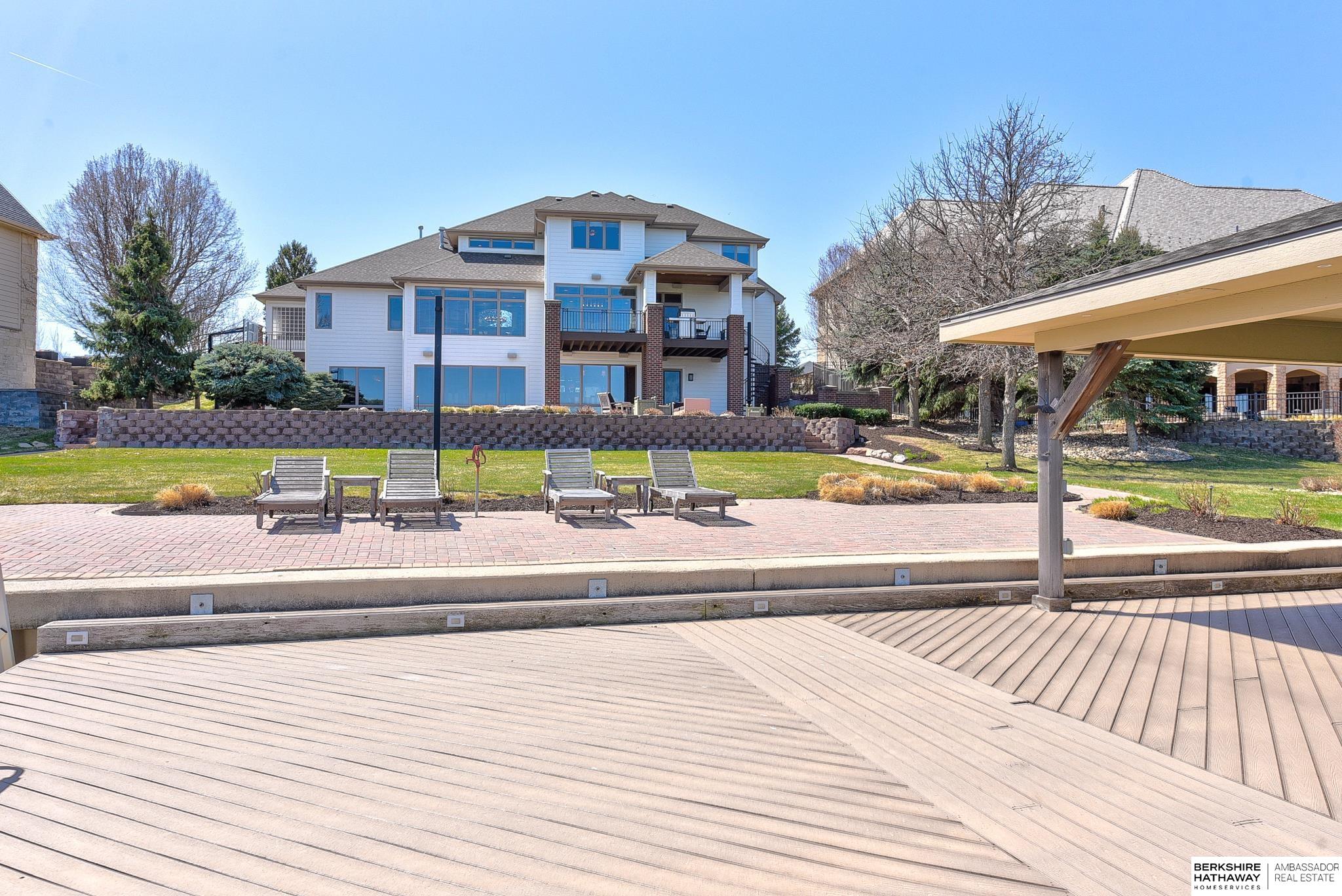 Bennington, Nebraska 68007, United States, 4 Bedrooms Bedrooms, ,6 BathroomsBathrooms,Residential,Active,109809