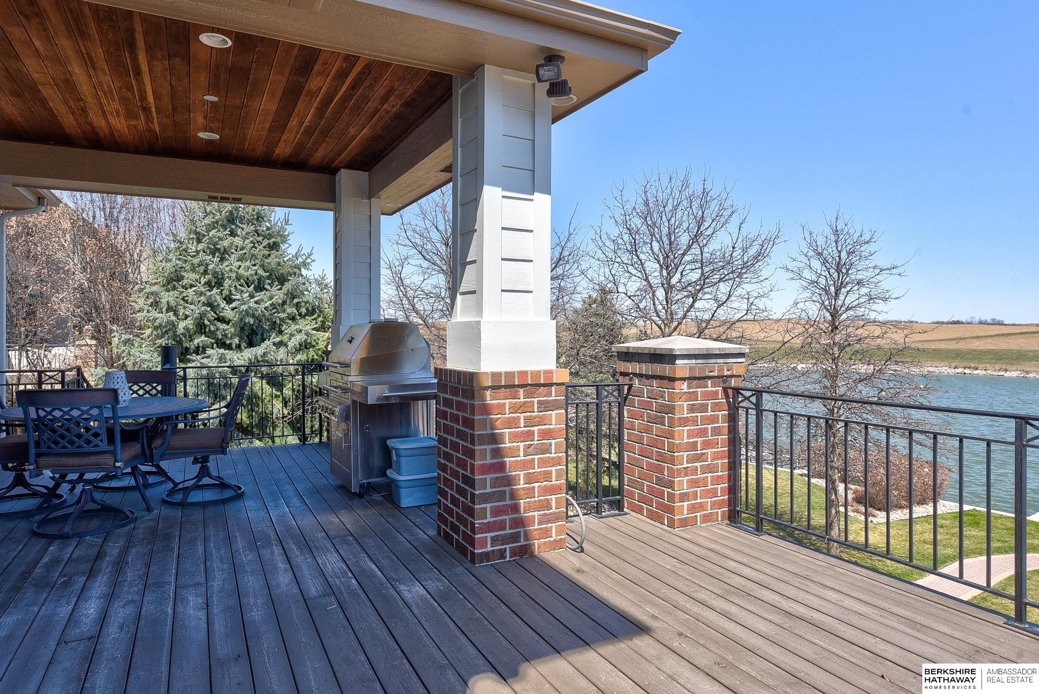 Bennington, Nebraska 68007, United States, 4 Bedrooms Bedrooms, ,6 BathroomsBathrooms,Residential,Active,109809