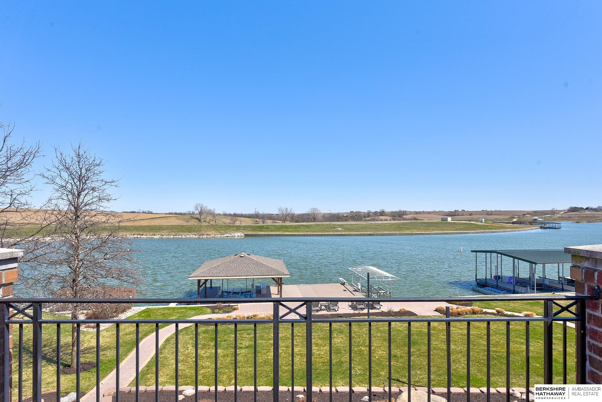 Bennington, Nebraska 68007, United States, 4 Bedrooms Bedrooms, ,6 BathroomsBathrooms,Residential,Active,109809