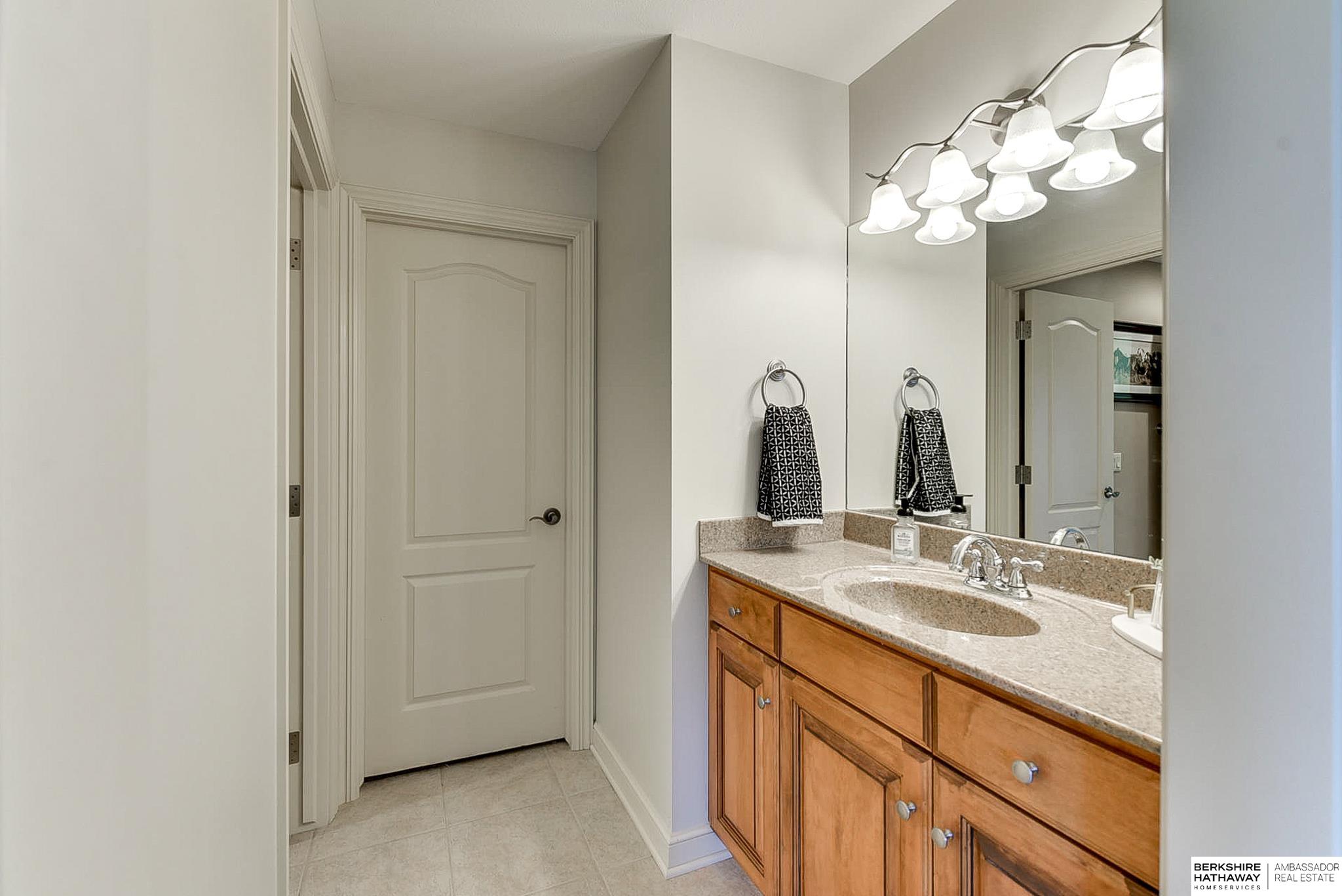 Bennington, Nebraska 68007, United States, 4 Bedrooms Bedrooms, ,6 BathroomsBathrooms,Residential,Active,109809