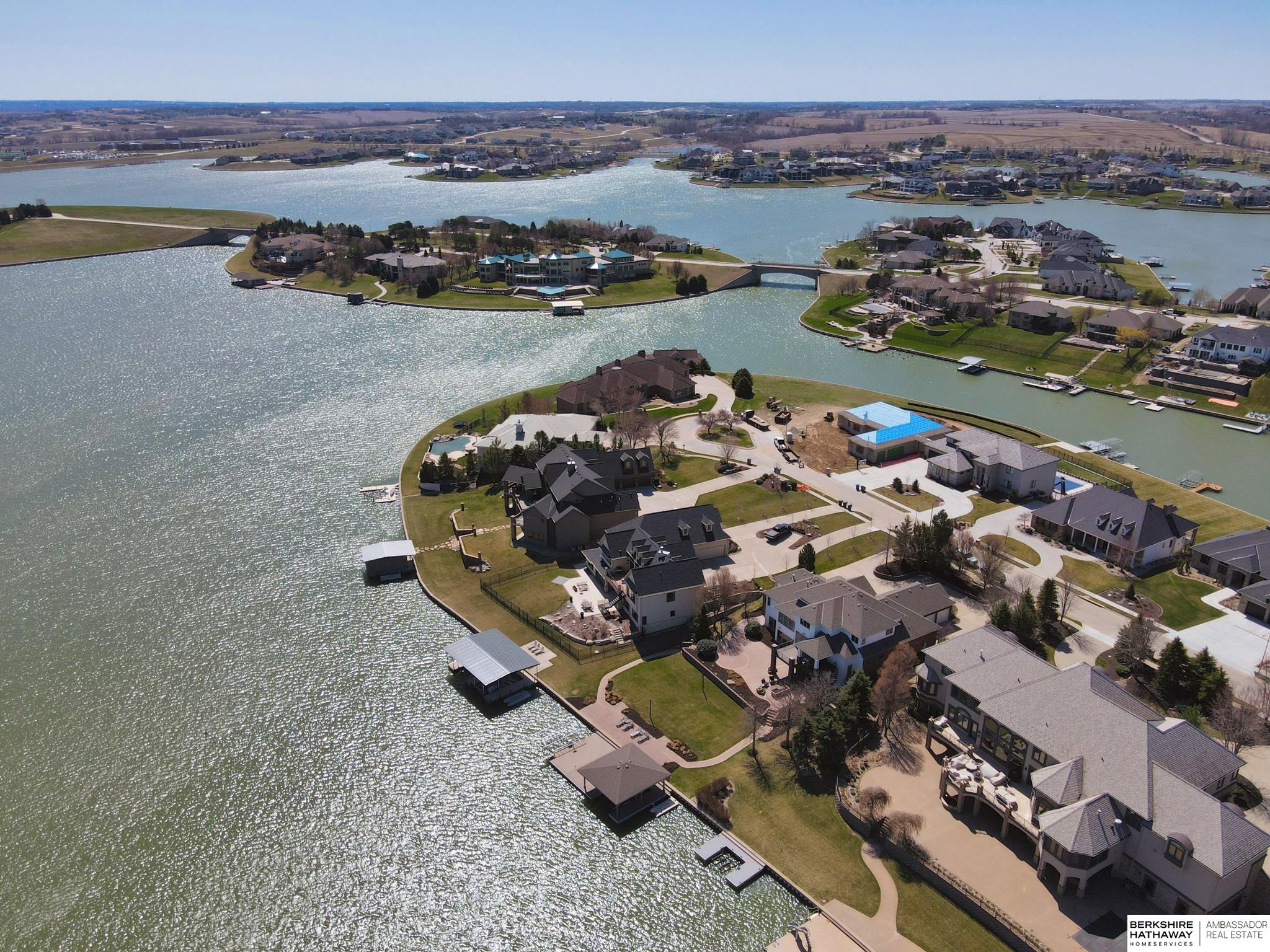 Bennington, Nebraska 68007, United States, 4 Bedrooms Bedrooms, ,6 BathroomsBathrooms,Residential,Active,109809