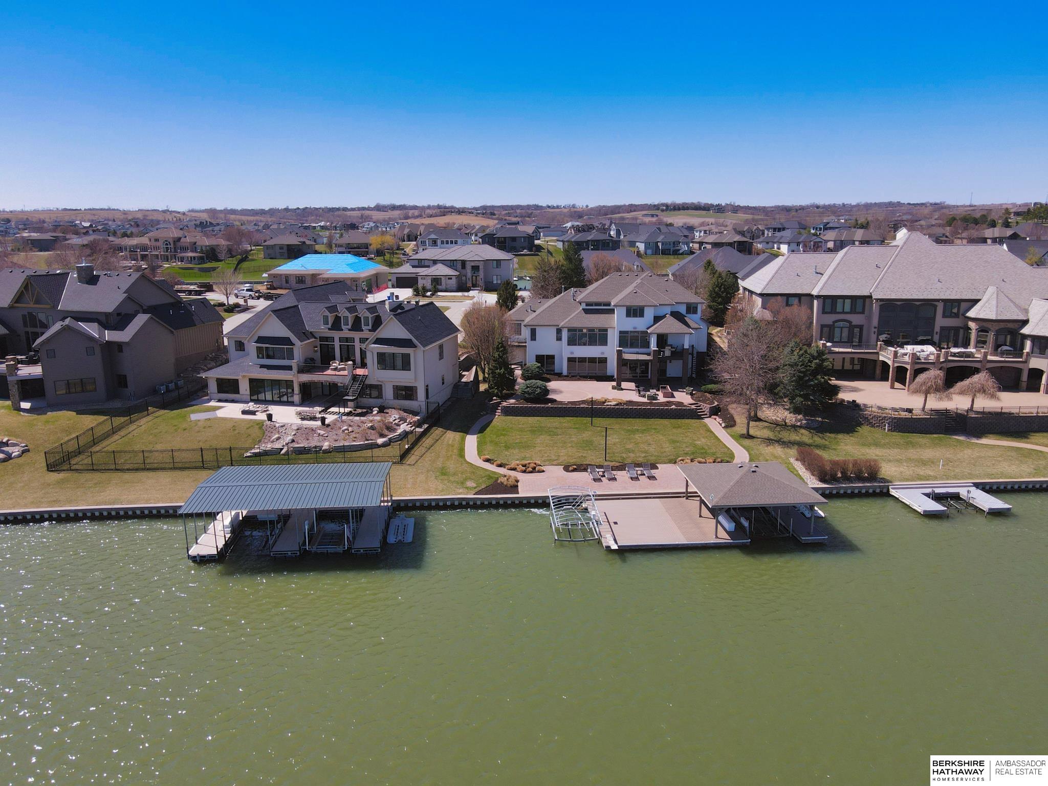 Bennington, Nebraska 68007, United States, 4 Bedrooms Bedrooms, ,6 BathroomsBathrooms,Residential,Active,109809