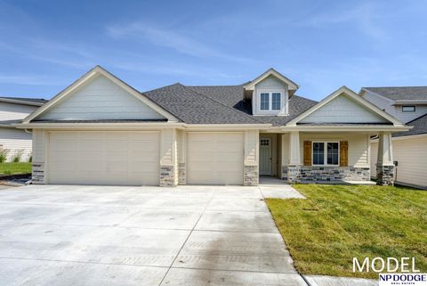 Photo of 28548 Jessie Circle, Valley, NE 68064 (MLS # 22511232)