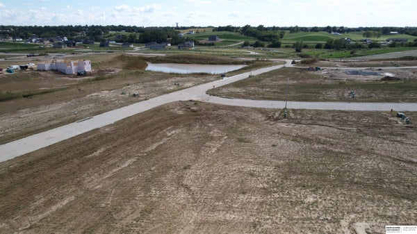 HARVEST DR, PAPILLION, NE 68046 - Image 092ed62b465eebf66484d7fabec9fbdb/3016910542
